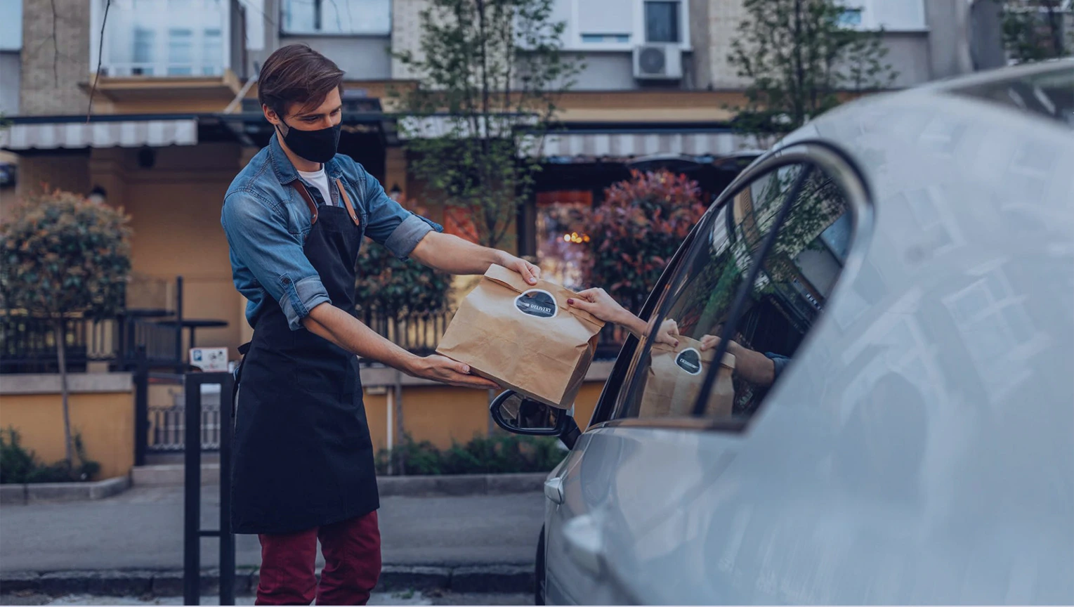 An Easy Curbside Delivery Option